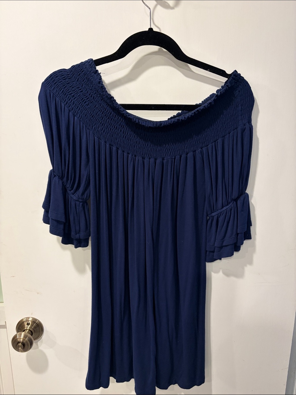 James & Joy Women's Off-Shoulder Navy Blue Smocked dress size XS